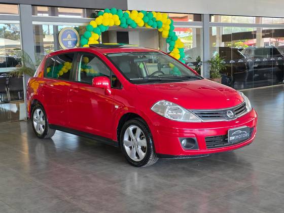 NISSAN TIIDA 1.8 S 16V FLEX 4P AUTOMÁTICO NISSAN TIIDA 1.8 S 16V FLEX 4P AUTOMÁTICO